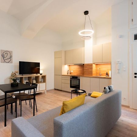 Eclectic And Design Duplex In Pragueアパートメント エクステリア 写真